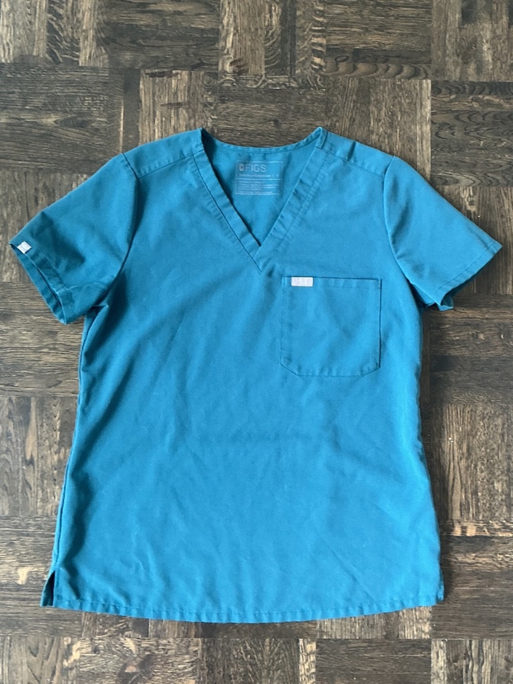 Figs Caribbean Blue Catarina - One-Pocket Scrub Top